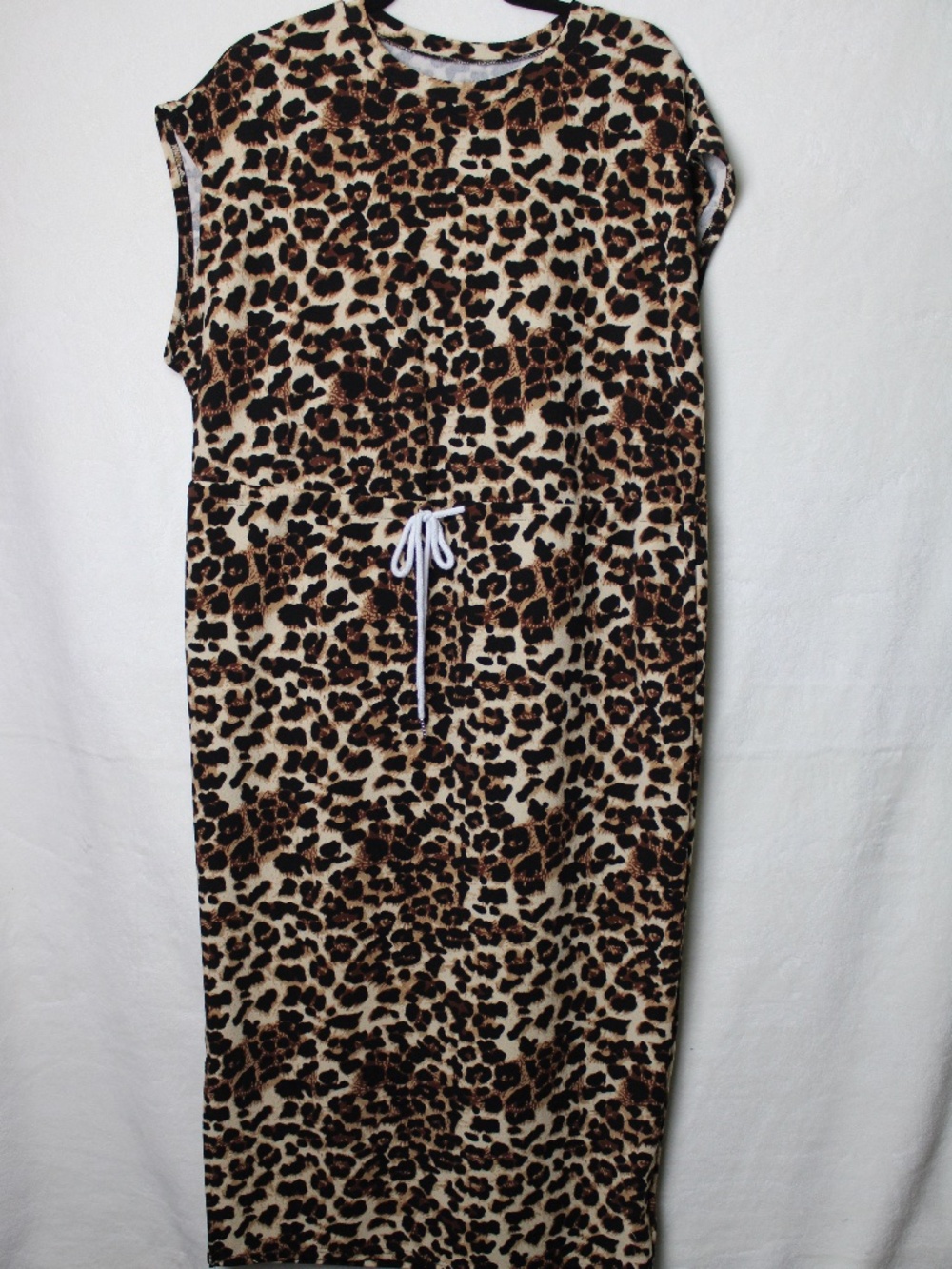 Shein Curve 1XL Women's Leopard Print Sleeveless Dress with drawstring Waist